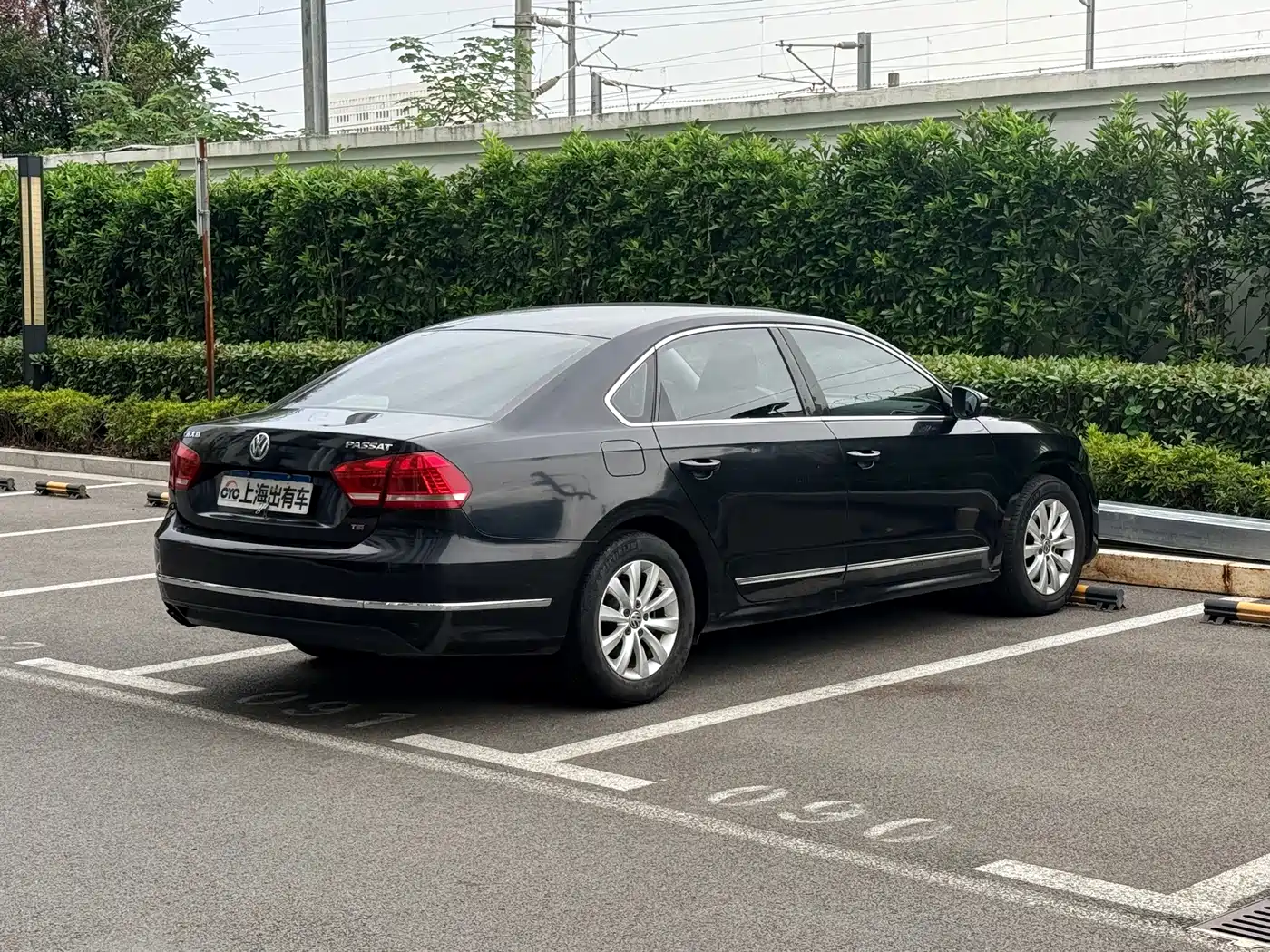 Volkswagen Passat 2014 2014 1.8TSI DSG 30th Anniversary Edition