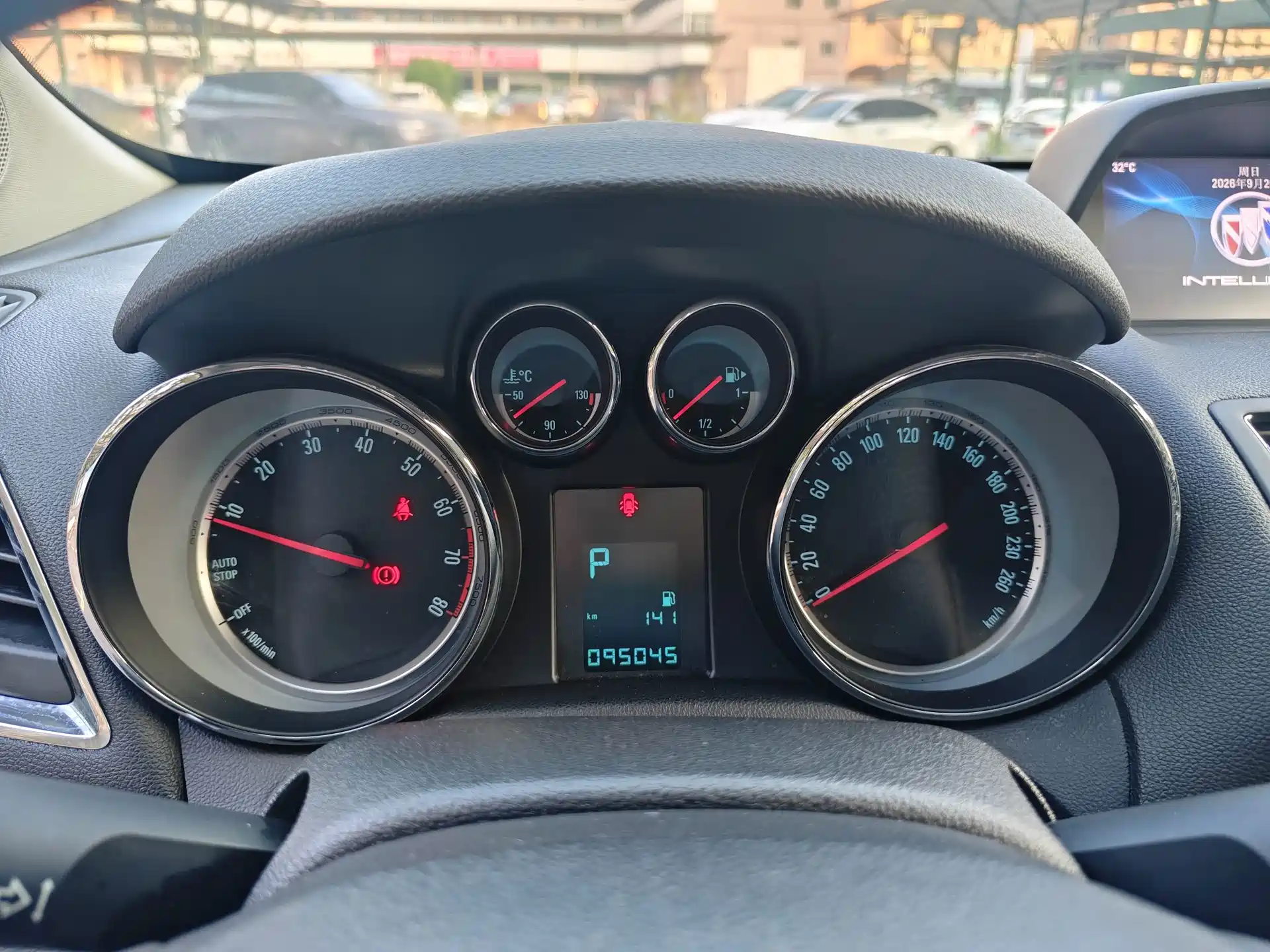 Фото 12 - Buick Encore
