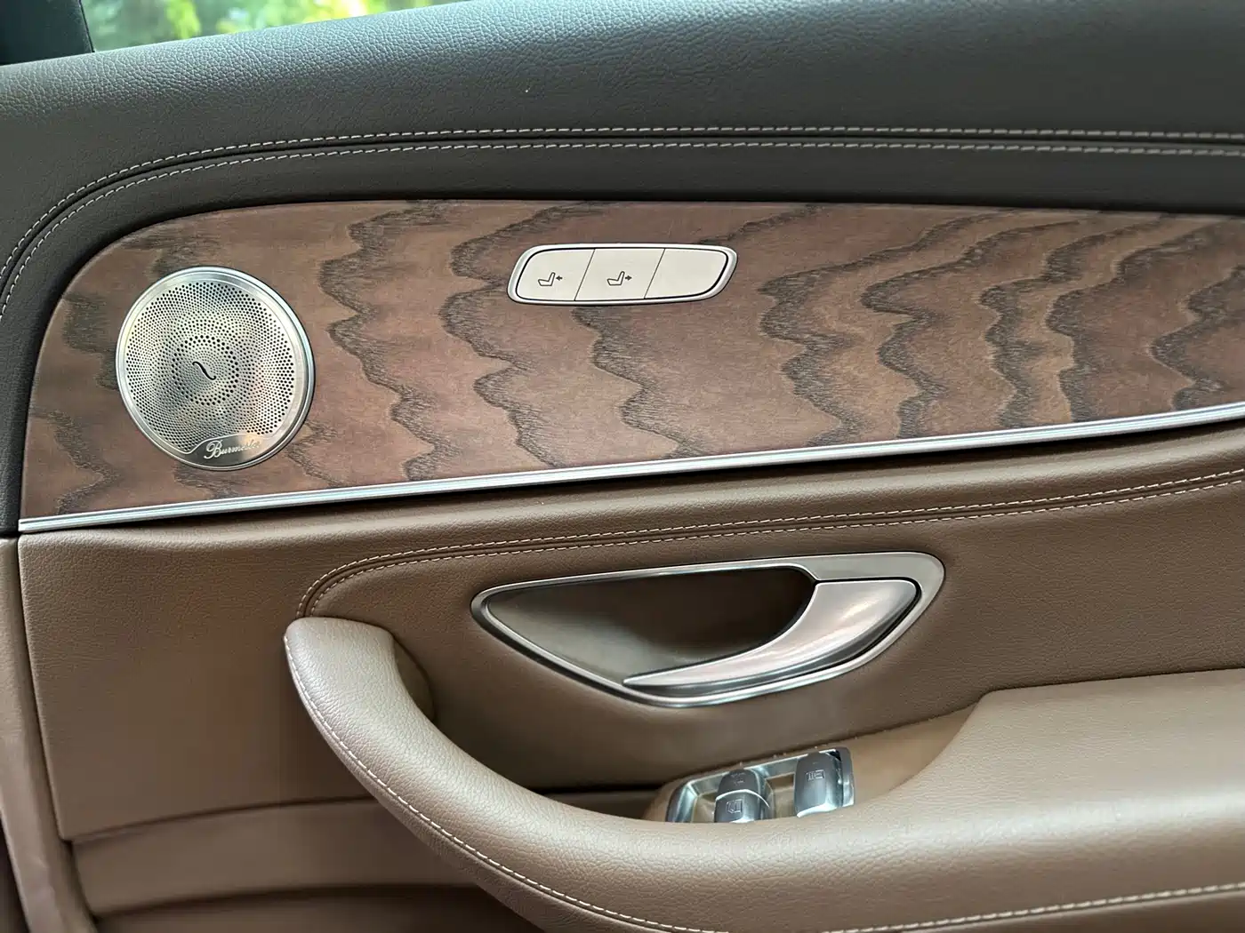 Mercedes-Benz E-Class 2023 E 300 L Fashion фото 23