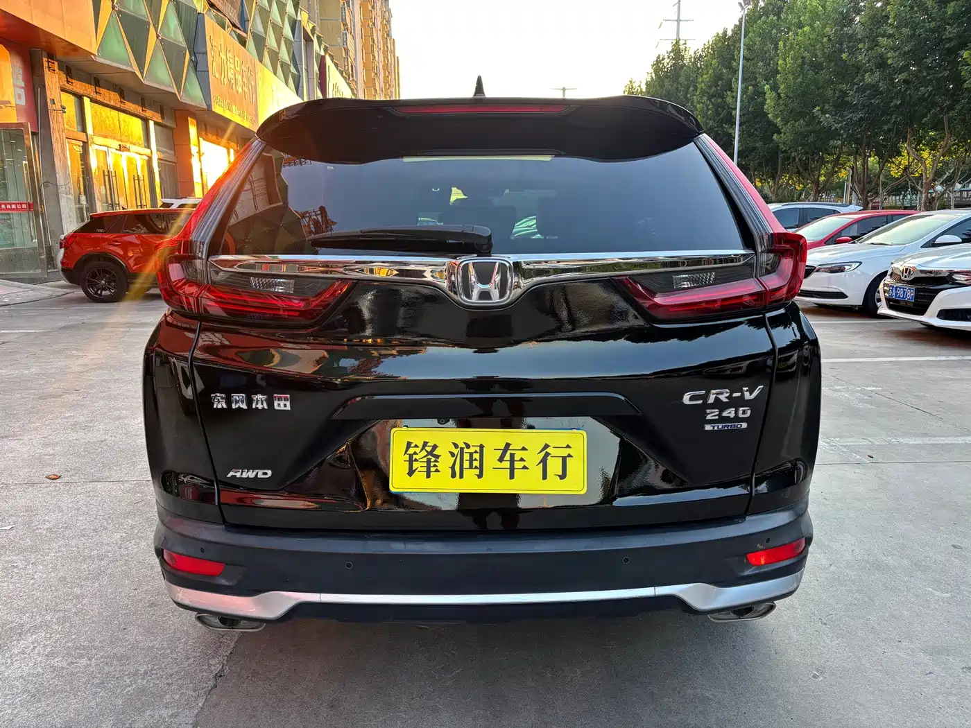 Фото 5 - Honda CR-V