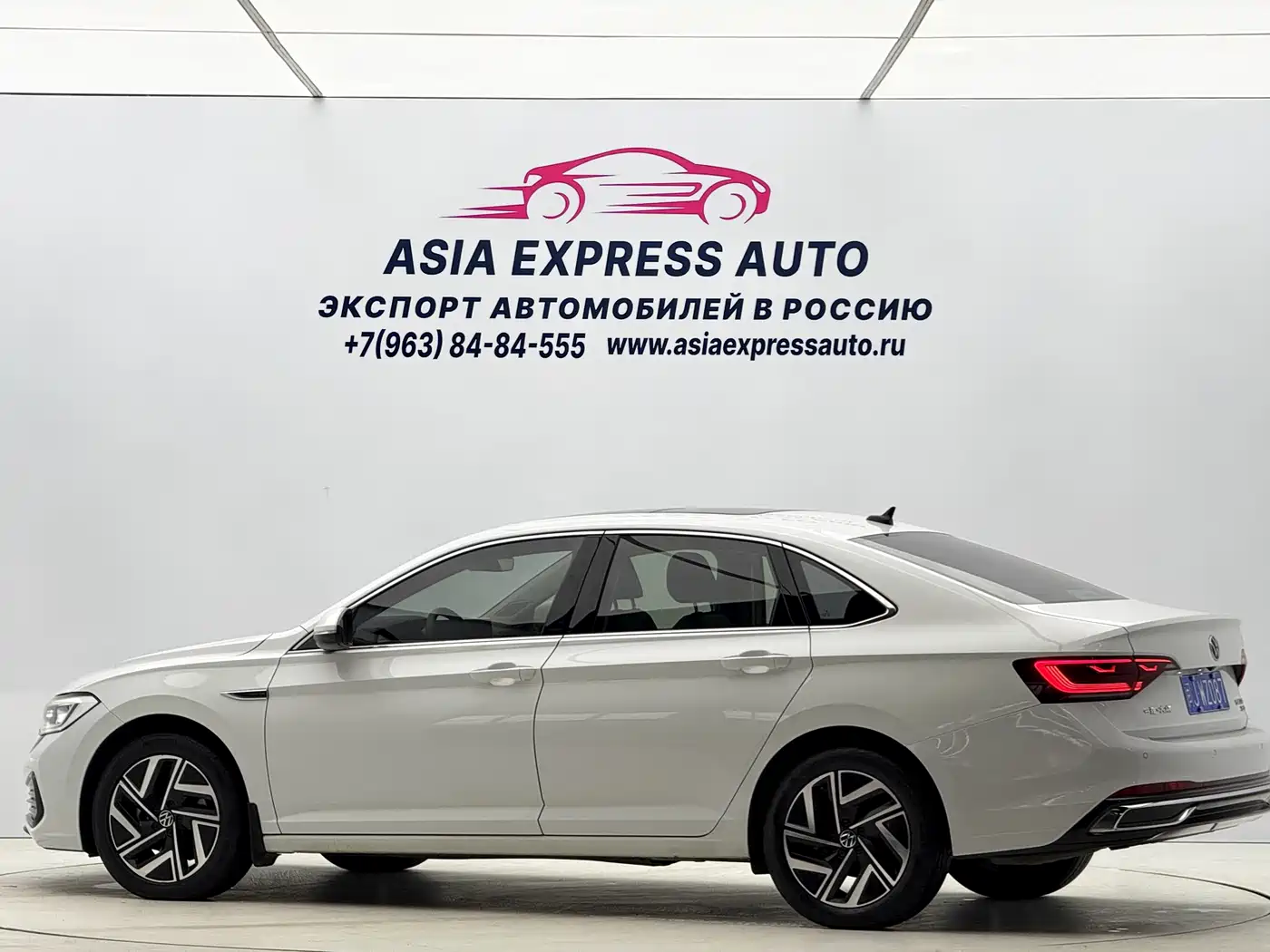 Volkswagen Sagitar 2023 280TSI DSG Surpass Plus Edition фото 6