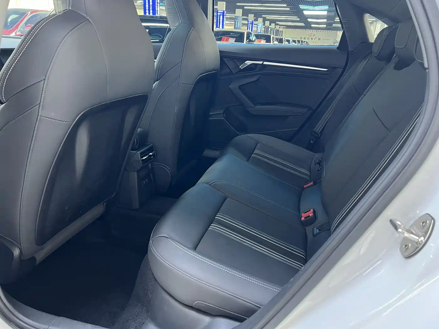 Audi A3 2023 A3L Limousine 35 TFSI Fashion Sport фото 5
