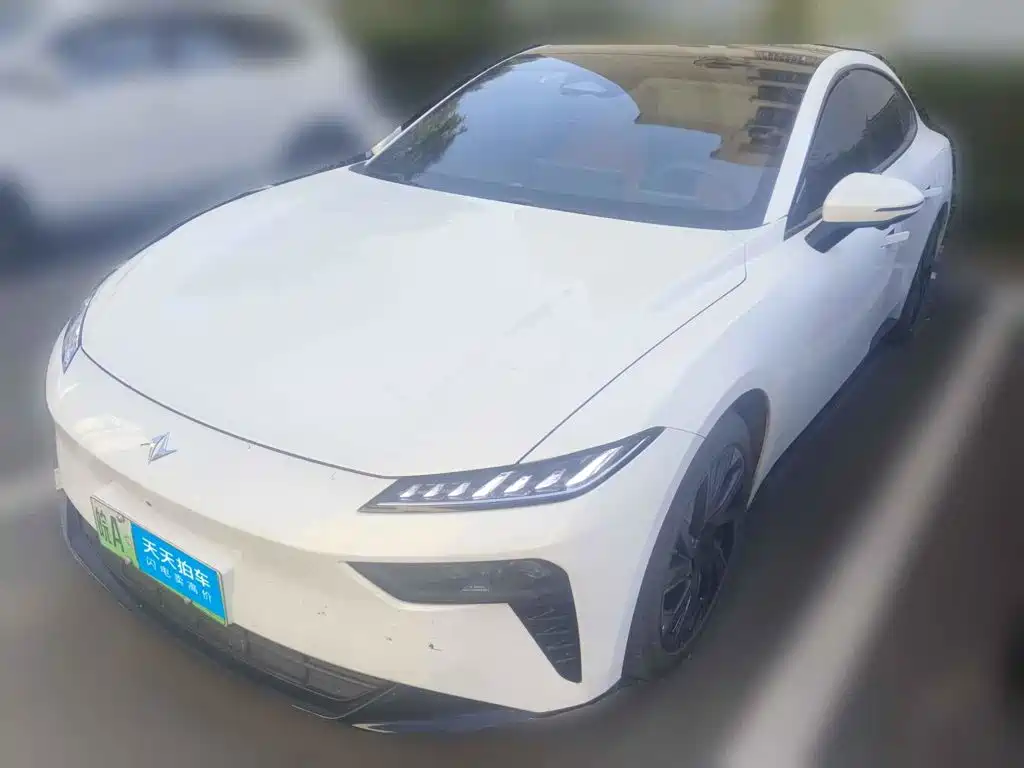 Dongfeng Yipai eπ007