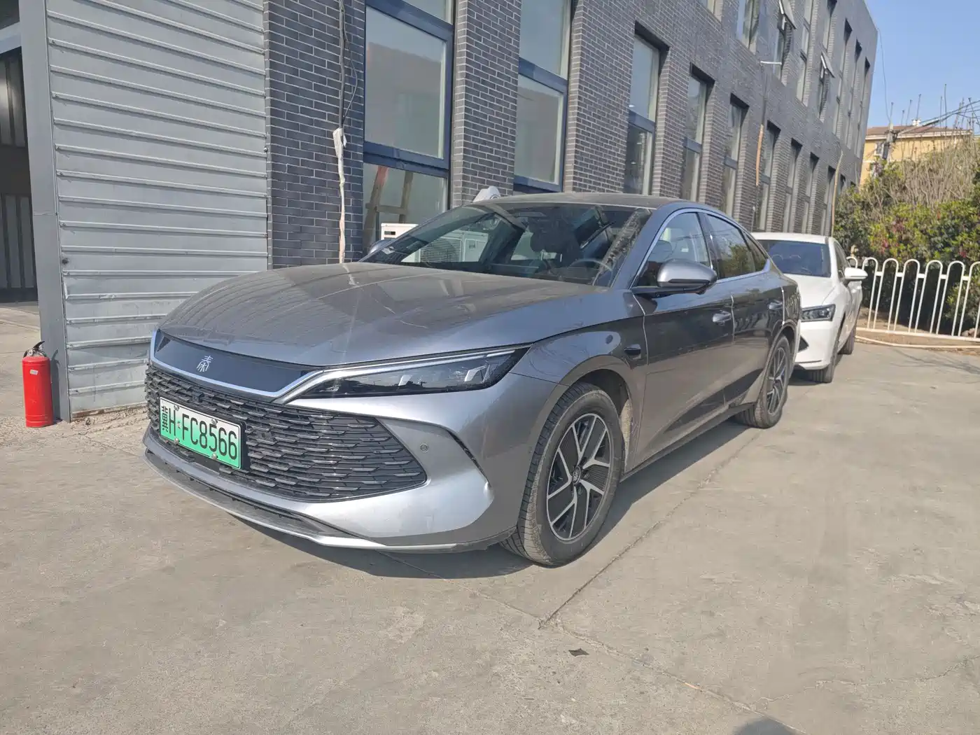 BYD QIN L