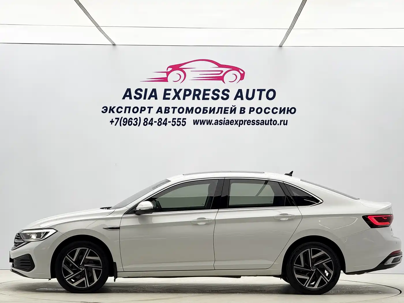 Volkswagen Sagitar 2023 280TSI DSG Surpass Plus Edition фото 7