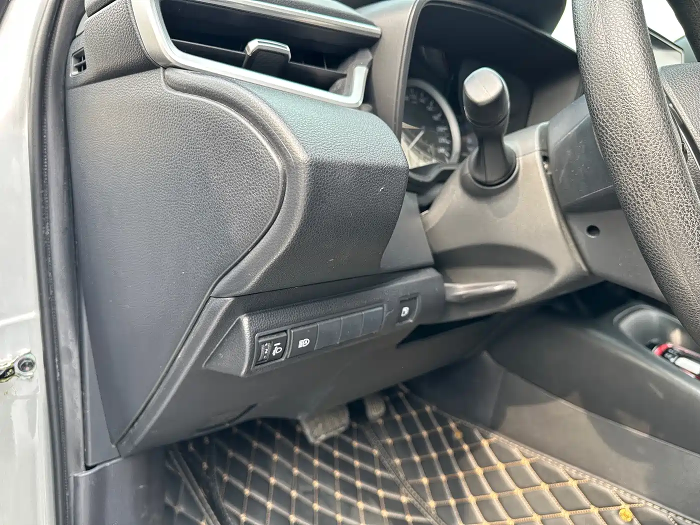 Toyota Levin 2021 Dual Engine 1.8H E-CVT Sport фото 12