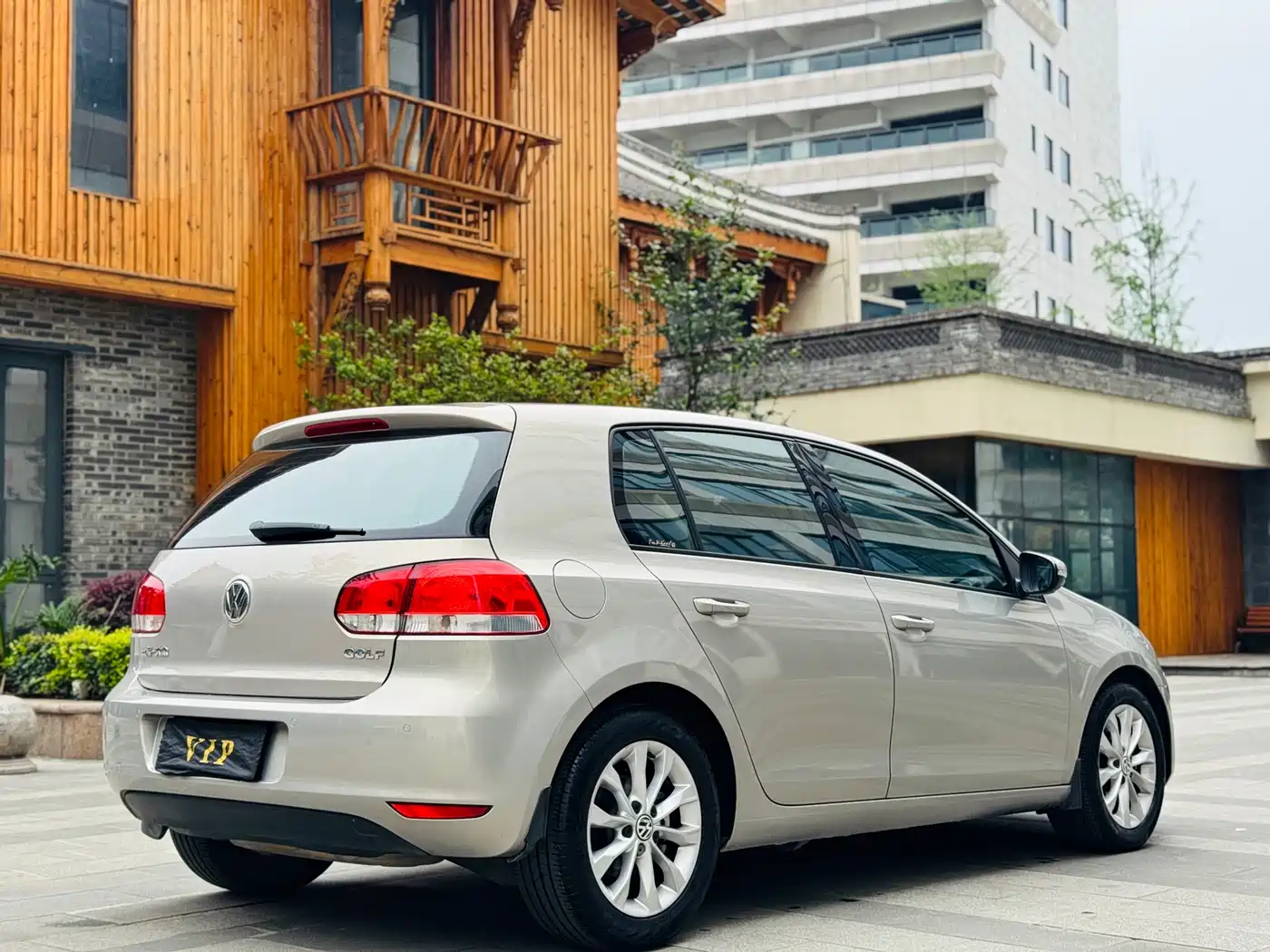Volkswagen Golf 2012 1.6 Automatic Comfort Type фото 8