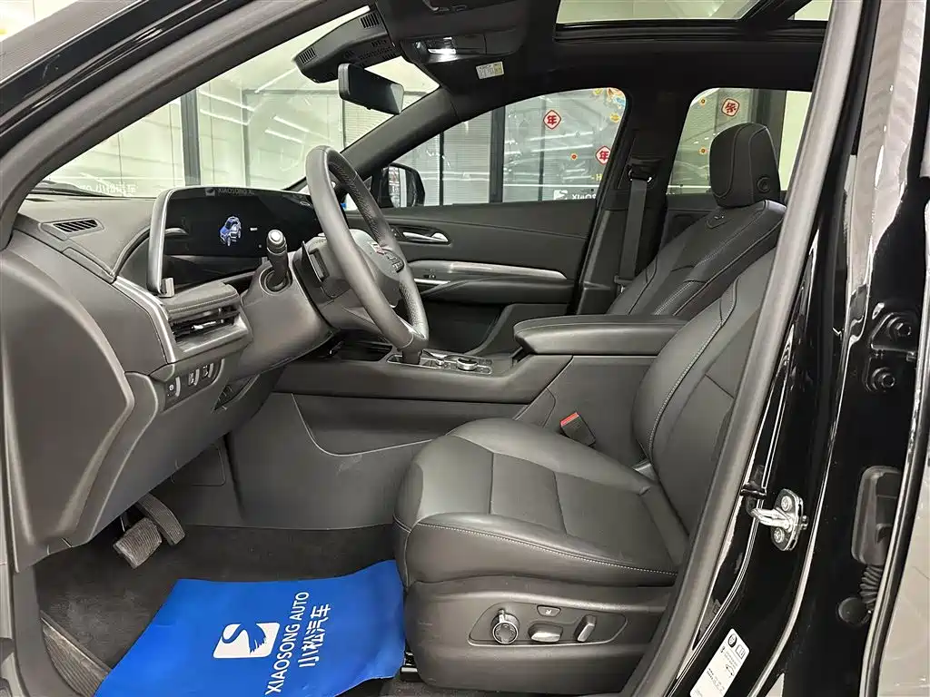 Cadillac XT4 2024 28T 2WD Premium фото 8