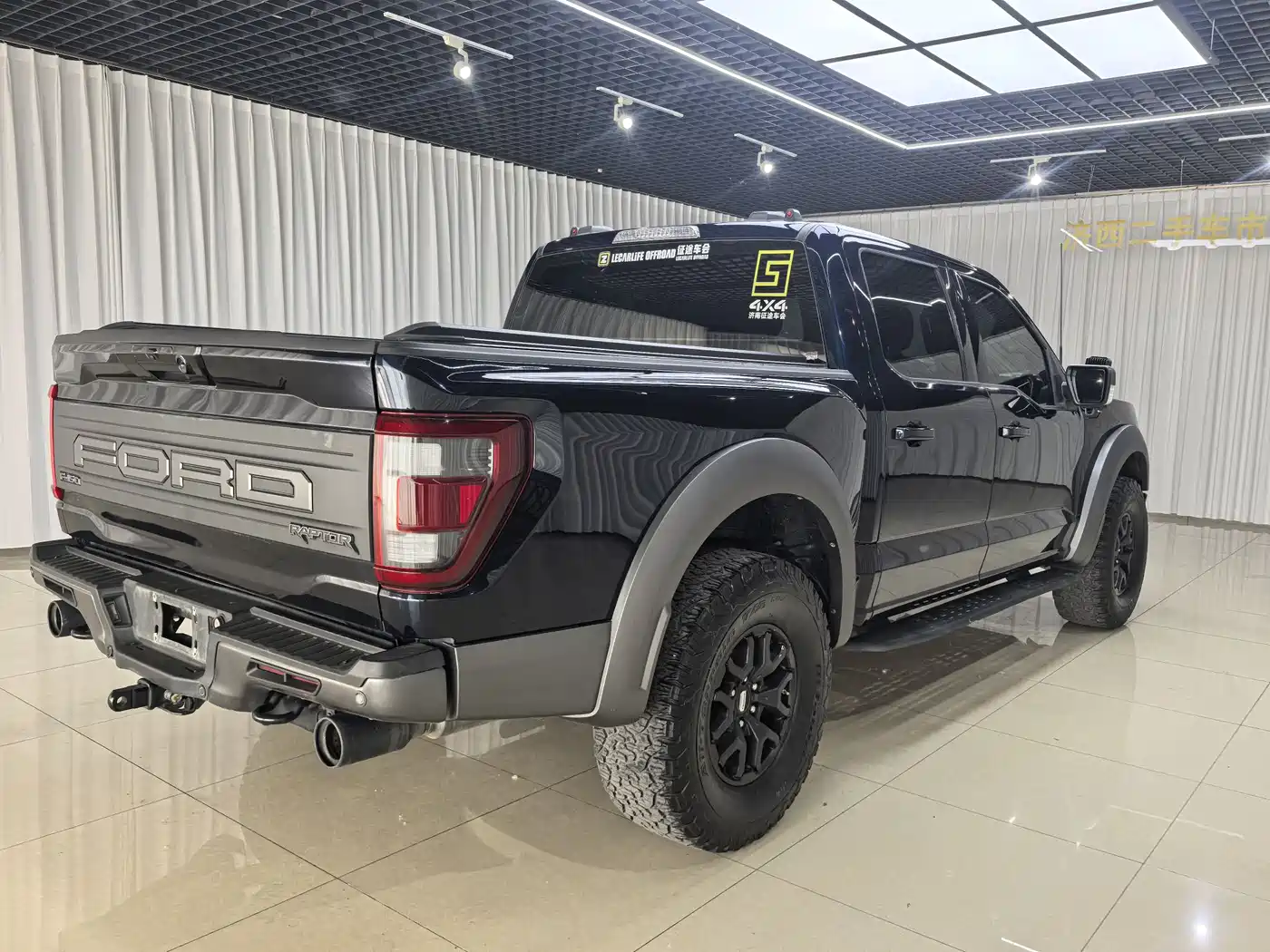 FORD F-150 RAPTOR