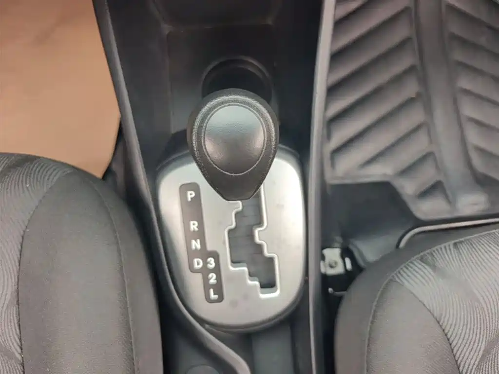 Kia K2 2015 Sedan 1.4L AT GLS фото 14