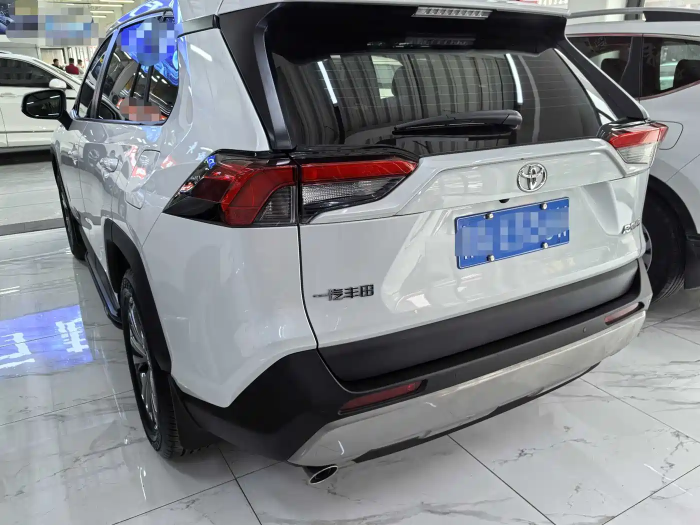 Toyota RAV4 Rongfang 2024 2.0L CVT FWD Style Plus Edition фото 4