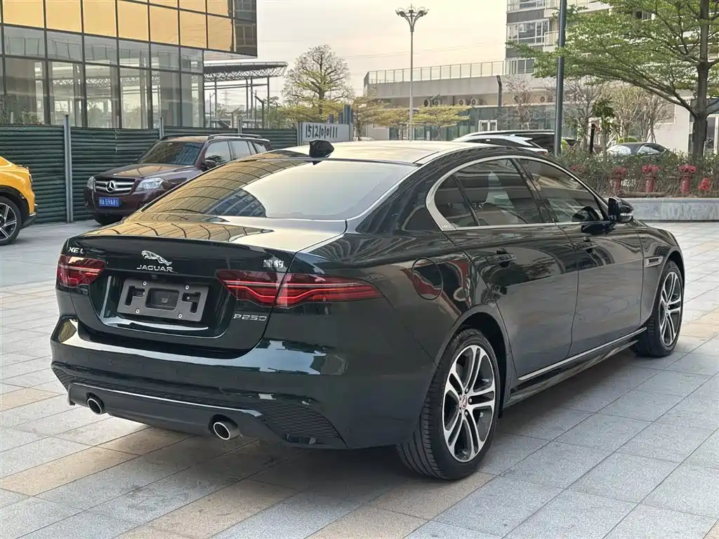 JAGUAR XEL