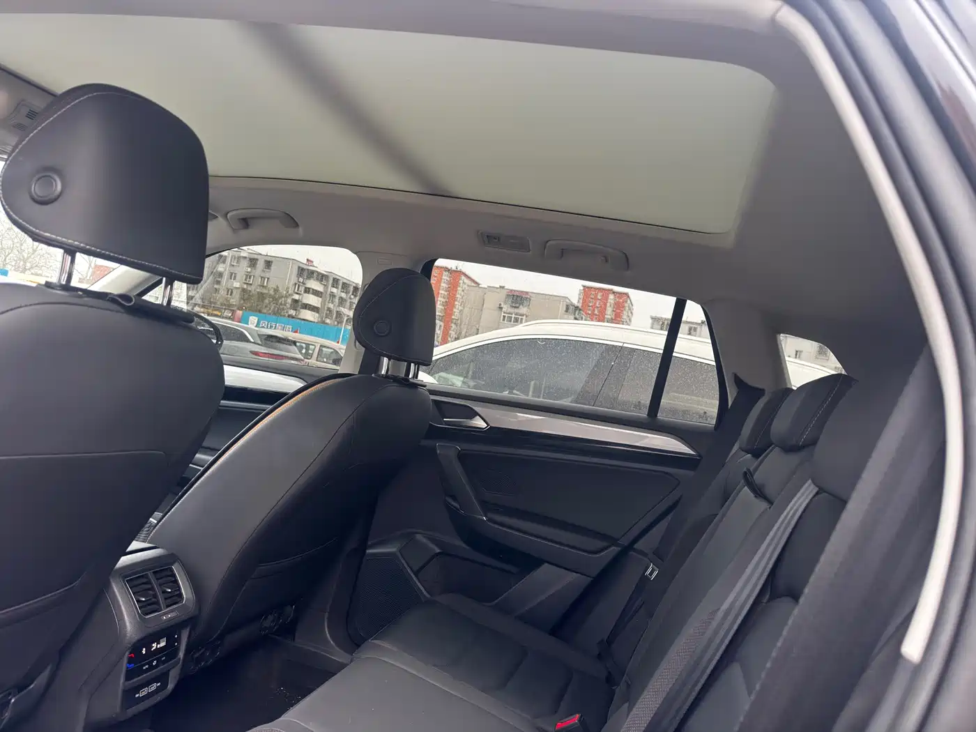 Volkswagen Tayron 2021 280TSI 2WD Luxury Smart Connect фото 11