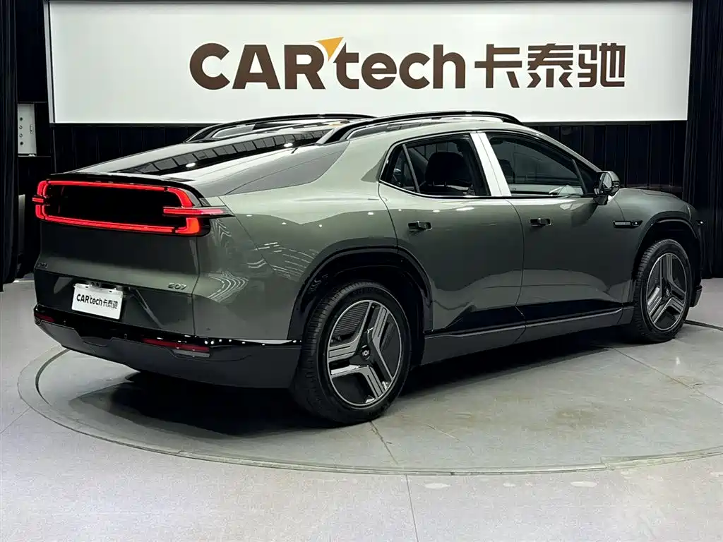 CHANGAN E07