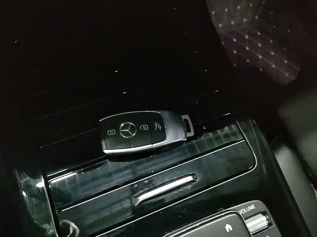 MERCEDES-BENZ CLA (IMPORT)