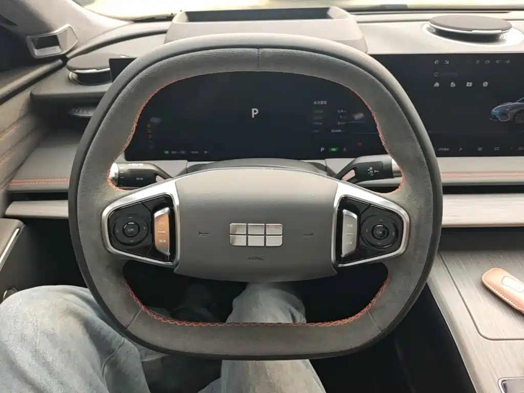 Geely Galaxy Galaxy E8 2024 2024 620km 4WD Starship Performance Edition