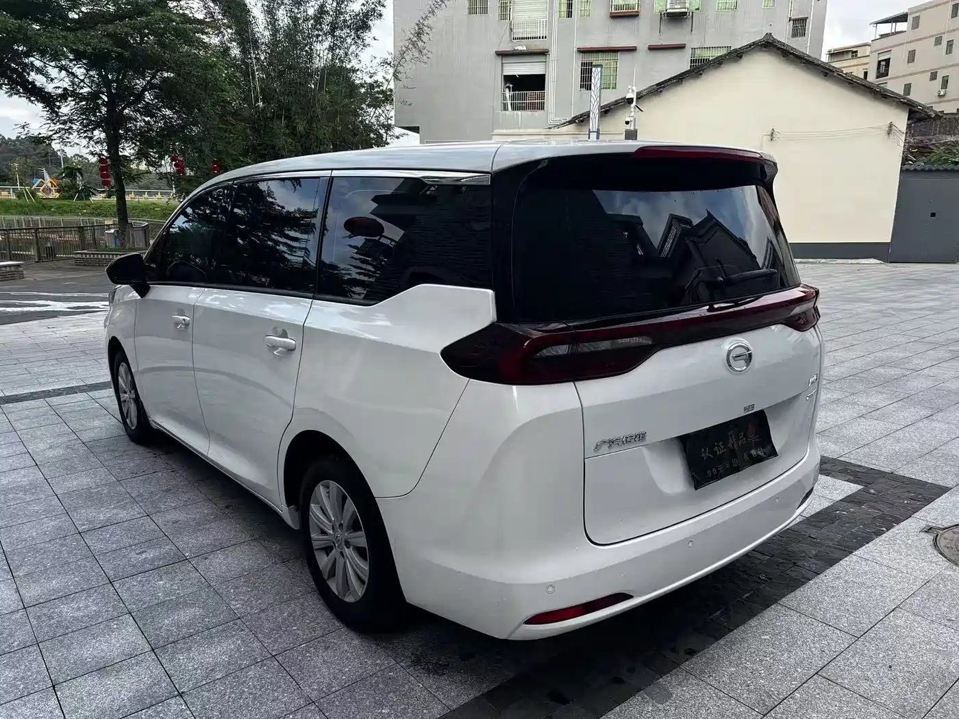GAC Trumpchi Trumpchi M6 2021 270T DCT Premium Edition (7-seater) фото 4
