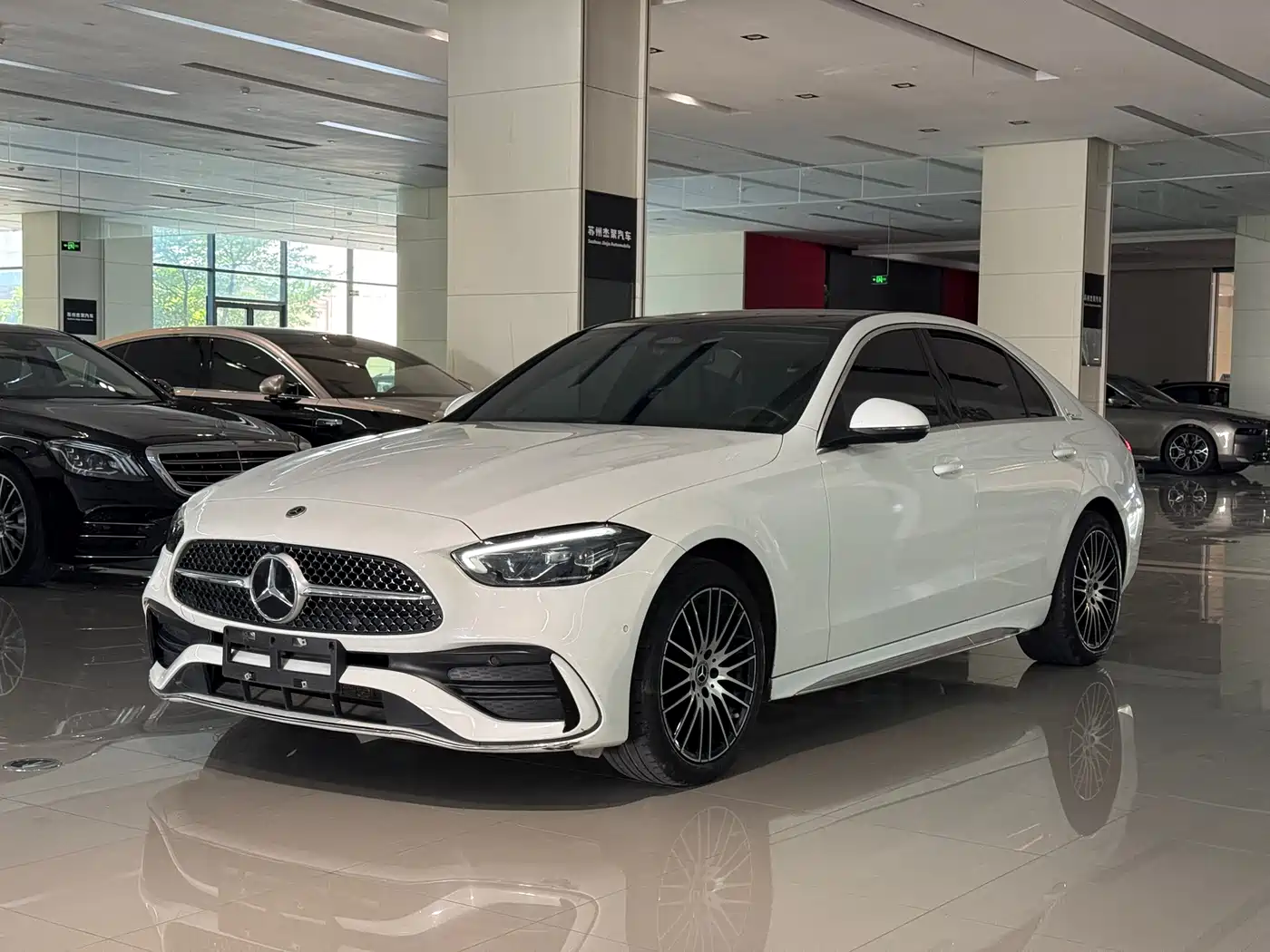 Mercedes-Benz C-Class 2023 Facelift II C 260 L Sport Edition фото 3