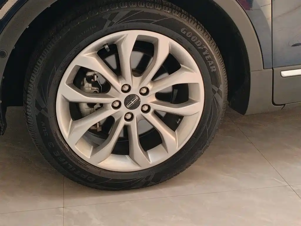 Lincoln MKC 2019 2019 2.0T 2WD Premium Elegance Edition China VI