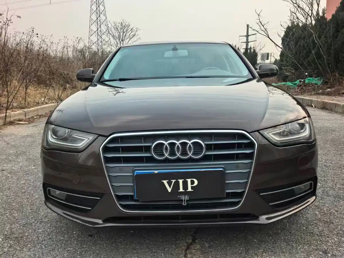 Audi A4L 2015 35 TFSI Auto Standard фото 2