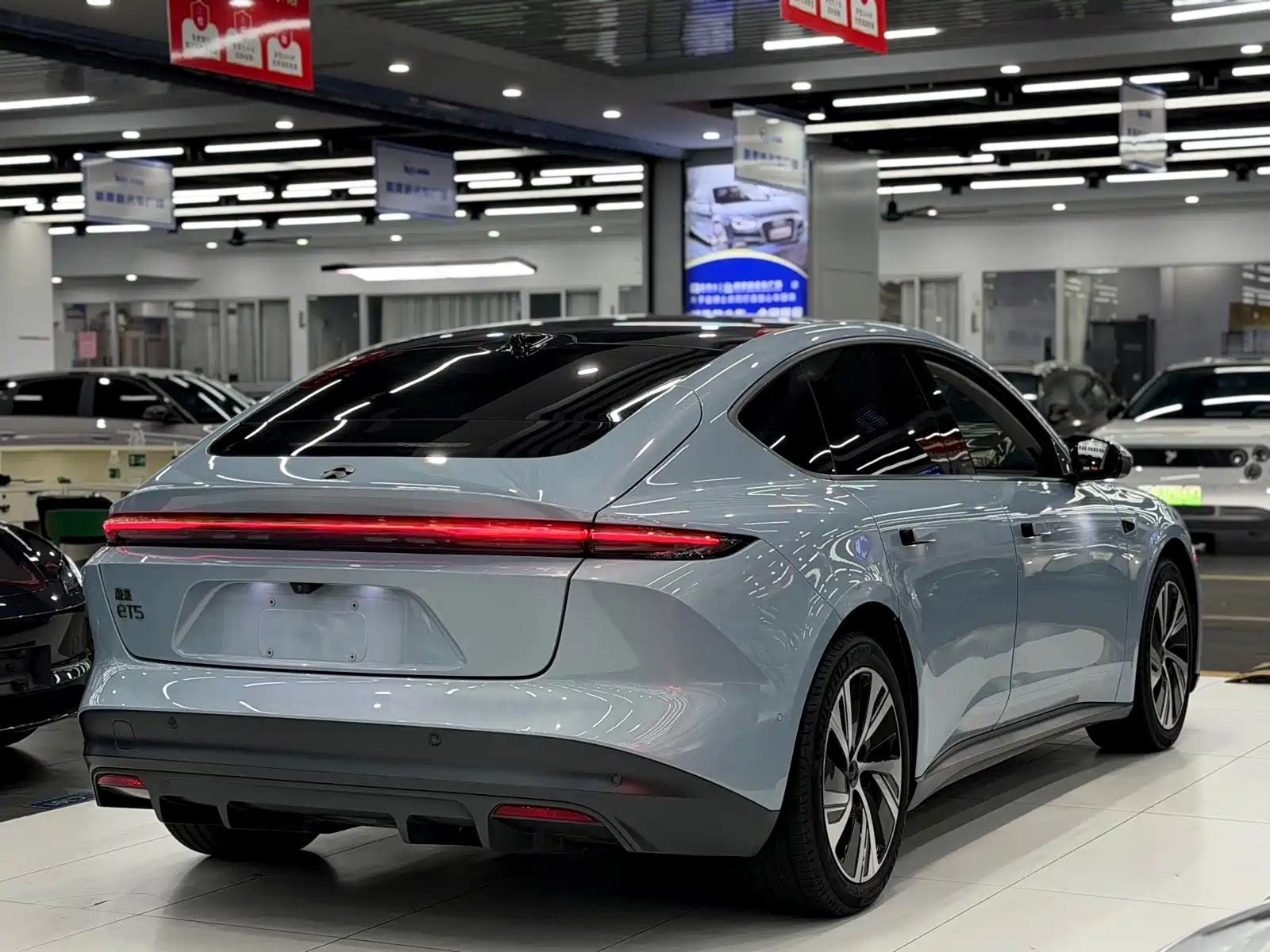 Фото 6 - NIO ET5