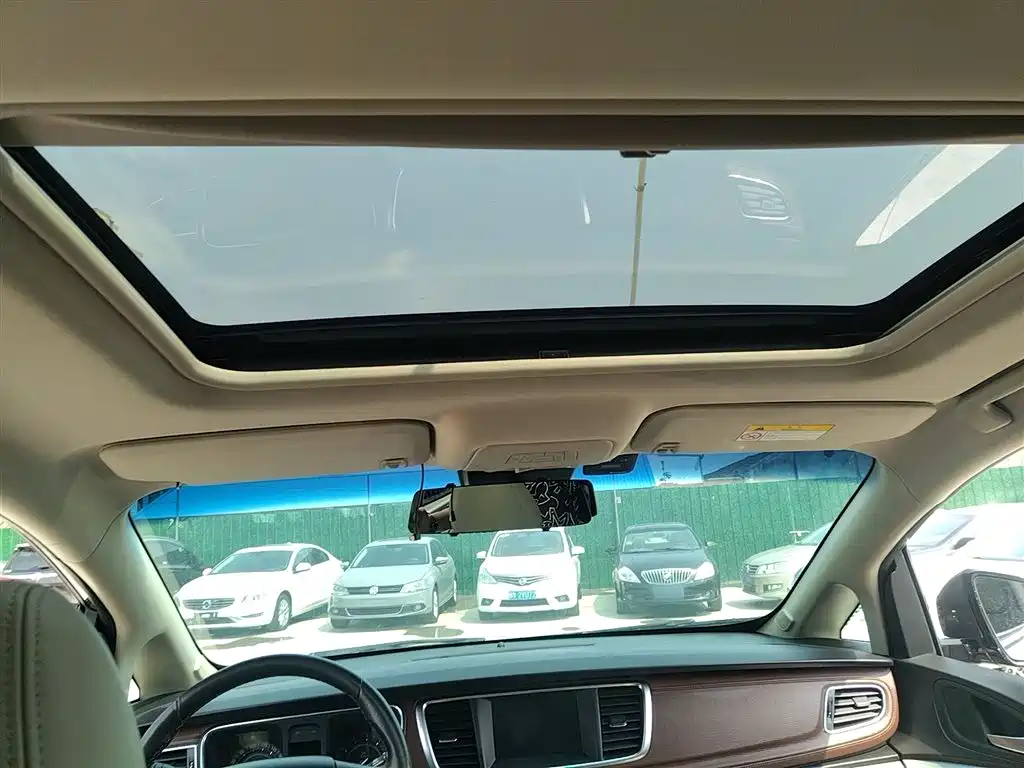 Buick GL8 2017 25S Premium Model China V фото 14