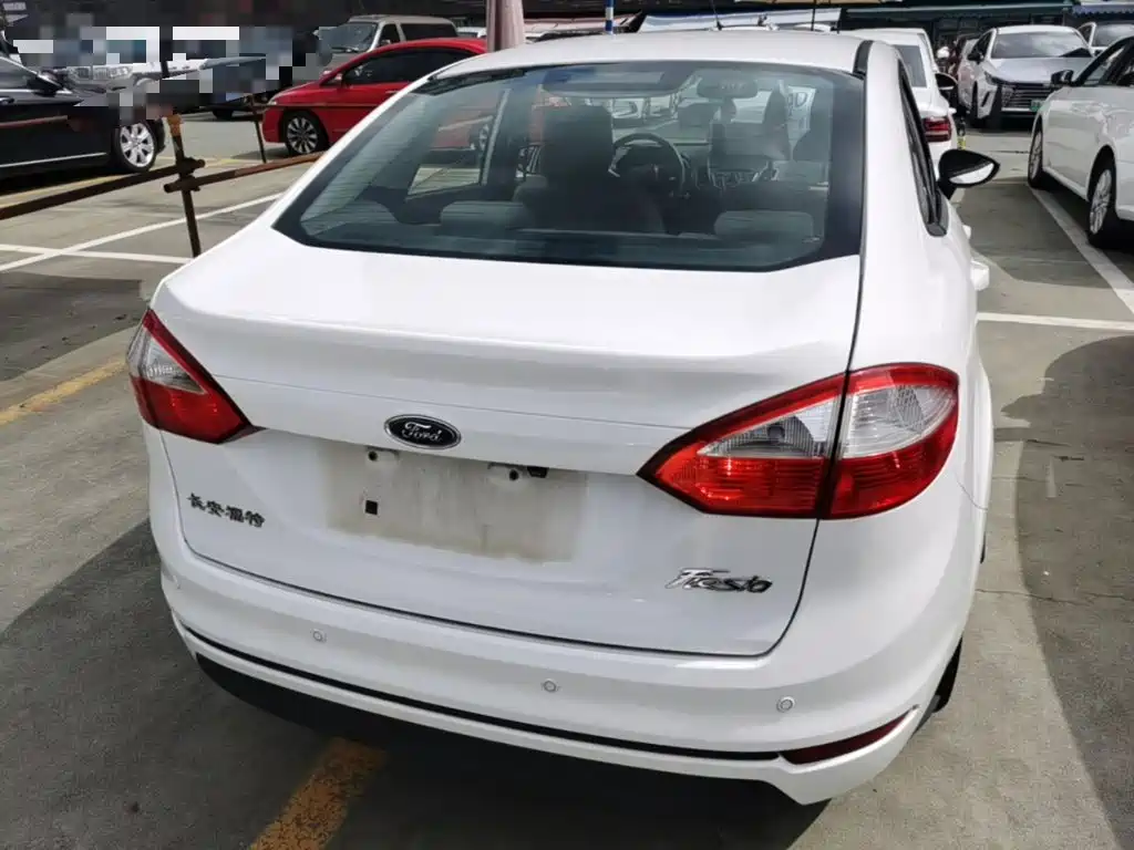 Ford Fiesta 2015 2013 Sedan 1.5L Automatic Fashion