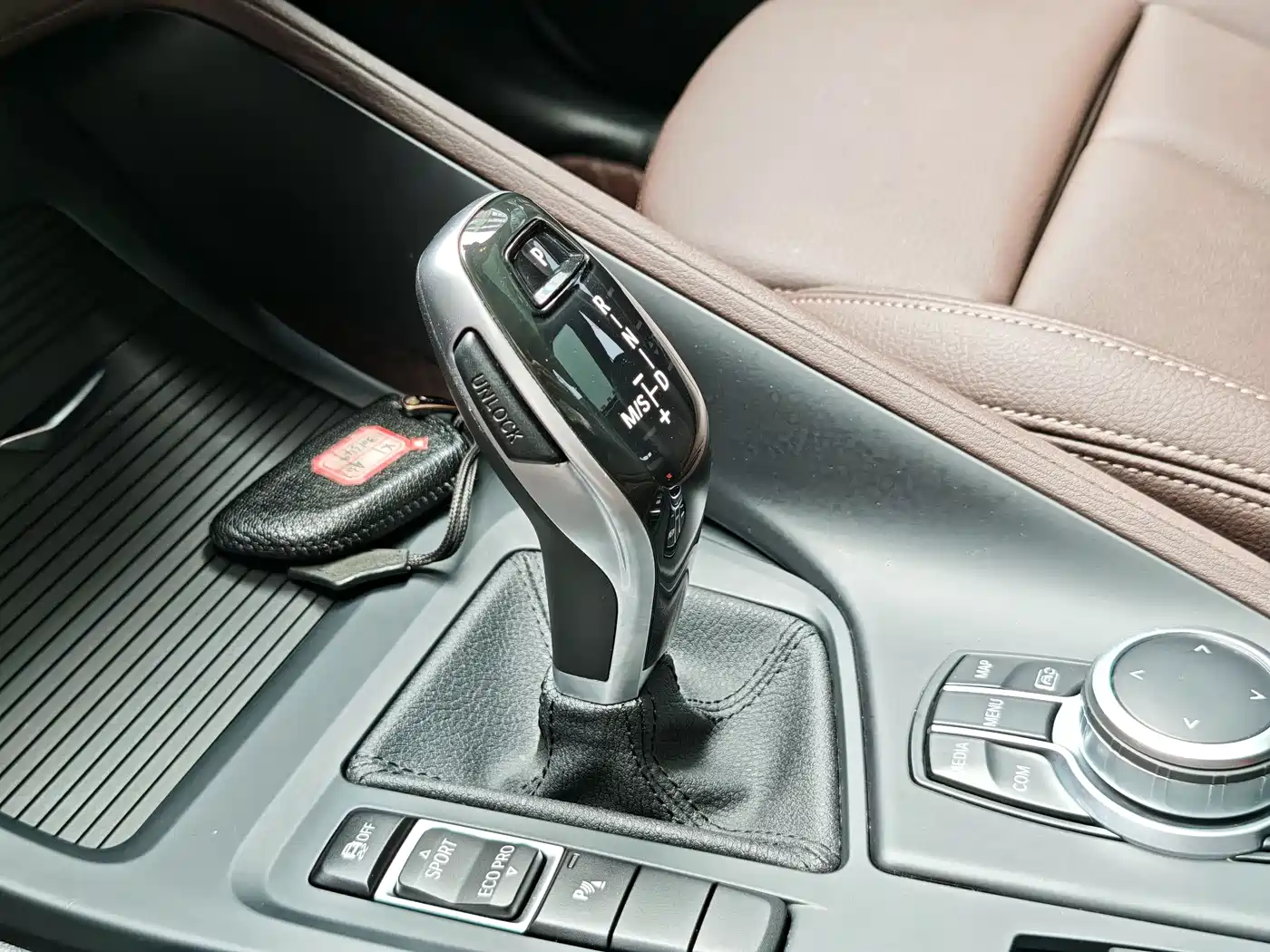 BMW X1 2021 xDrive25Li Exclusive фото 17