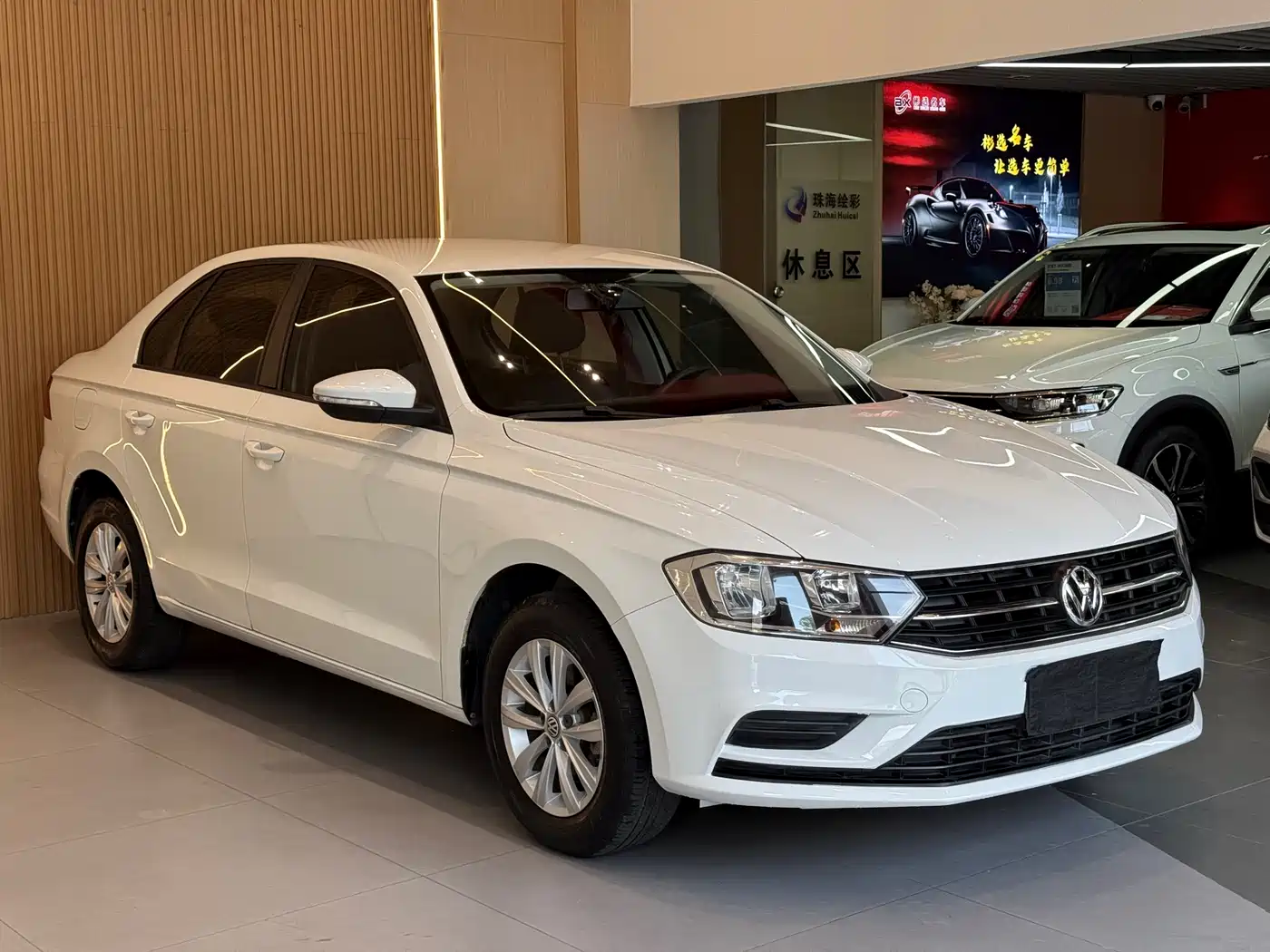 Volkswagen Bora 2018 1.5L Automatic Fashion фото 3