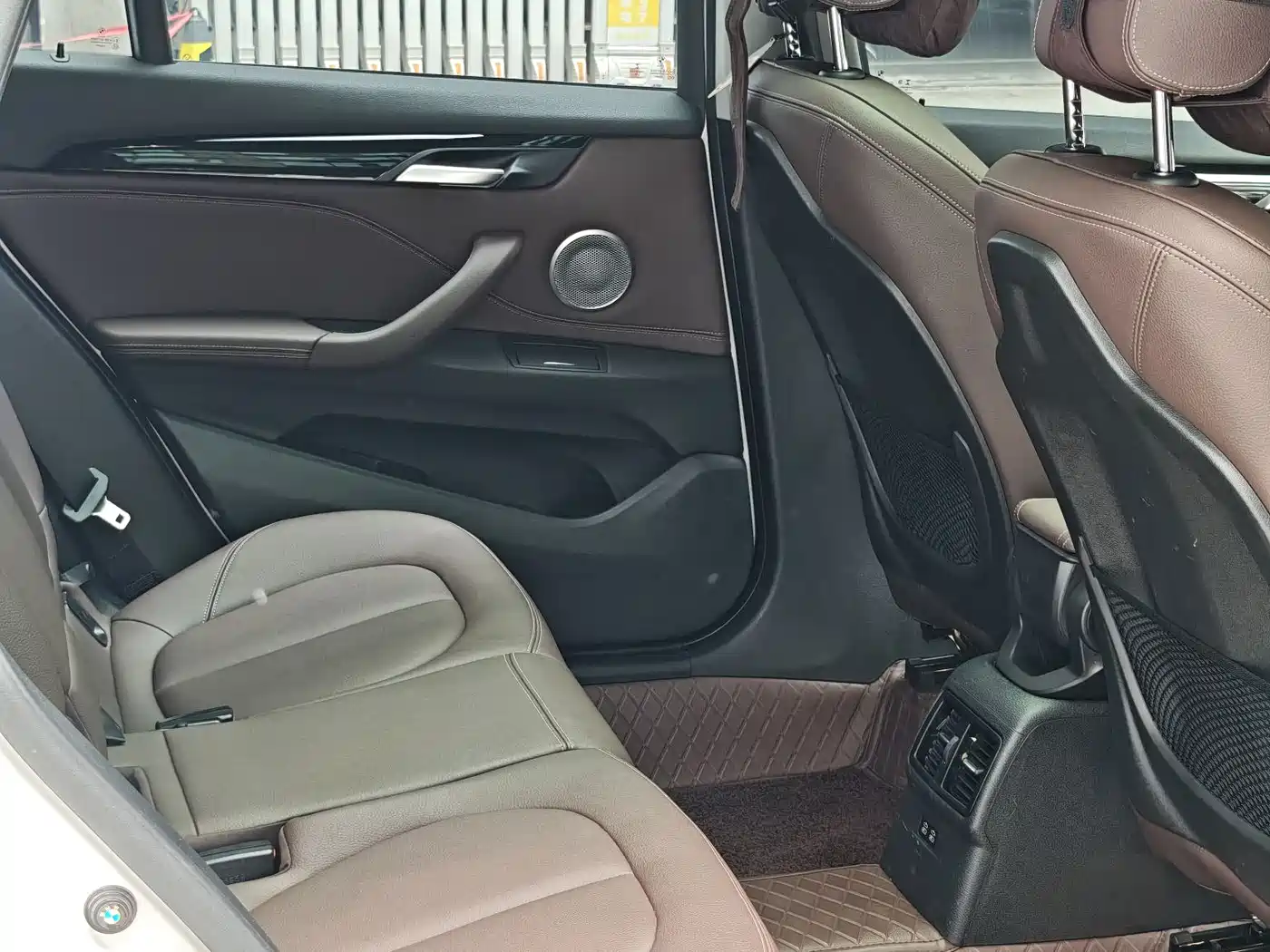 BMW X1 2021 xDrive25Li Exclusive фото 11