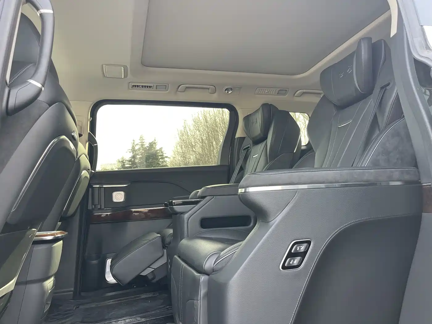 Hongqi HONGQI HQ9 PHEV