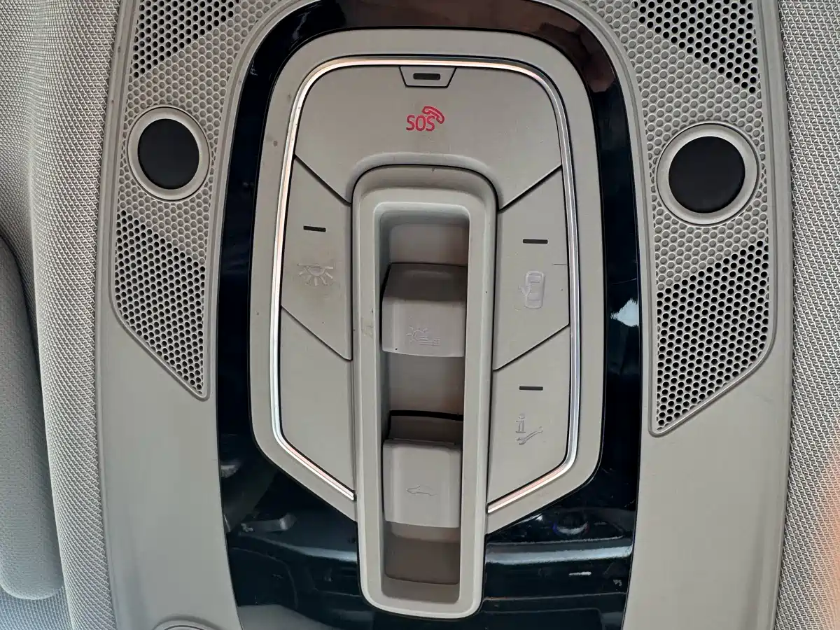 Audi A4L 2018 30th Anniversary 40 TFSI Fashion фото 29