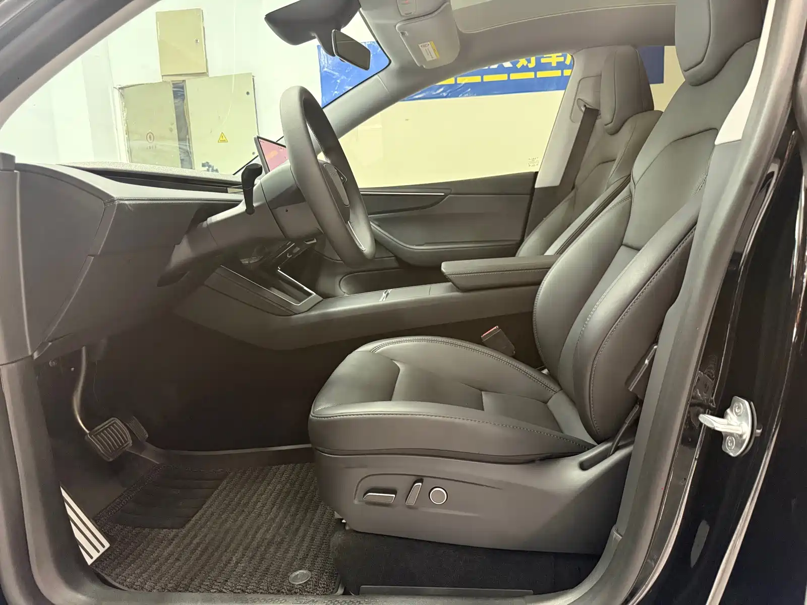 Фото 7 - Tesla Model Y
