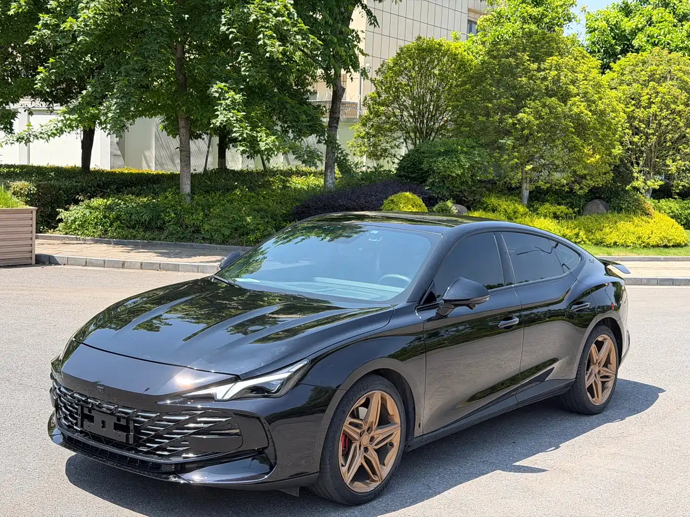MG 7 2023 2.0T Automatic Trophy+ Exciting World Edition