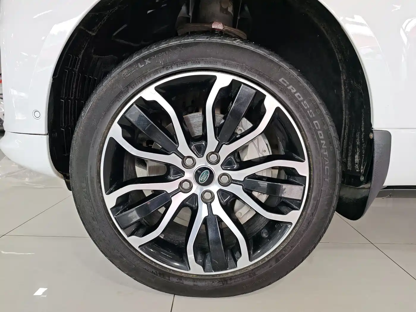 Land Rover Range Rover Sport 2022 3.0 L6 Gloss Black Edition фото 17