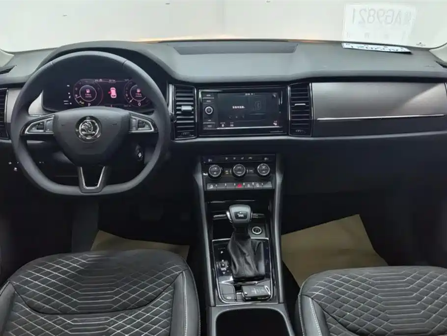 Škoda Kodiaq 2019 Facelift TSI330 5-seat 2WD Comfort China VI фото 12