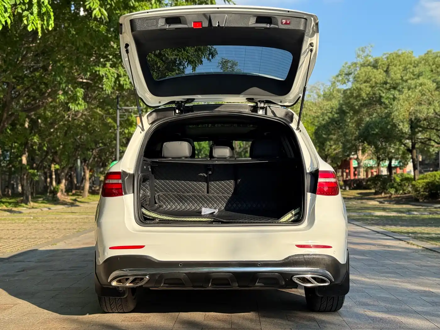 Mercedes-Benz GLC 2018 GLC 260 4MATIC Luxury фото 24