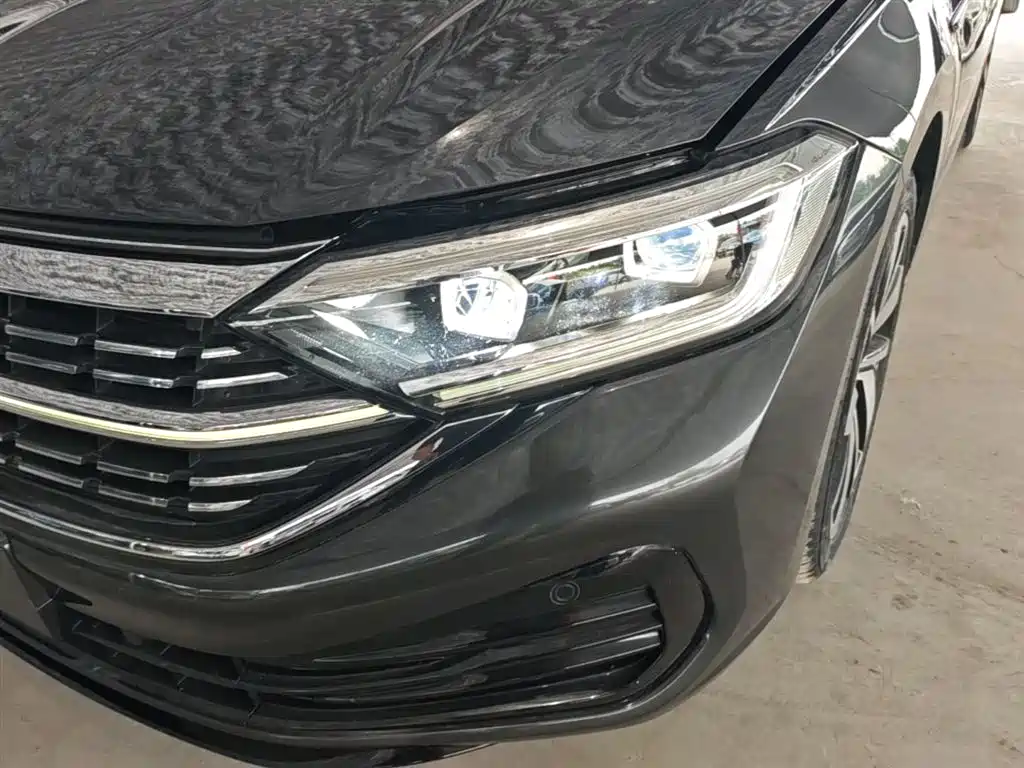 Volkswagen Sagitar 2023 300TSI DSG Excellence Edition фото 24