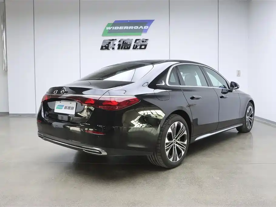 Mercedes-Benz E-Class 2025 Facelift E 300 L Luxury фото 4