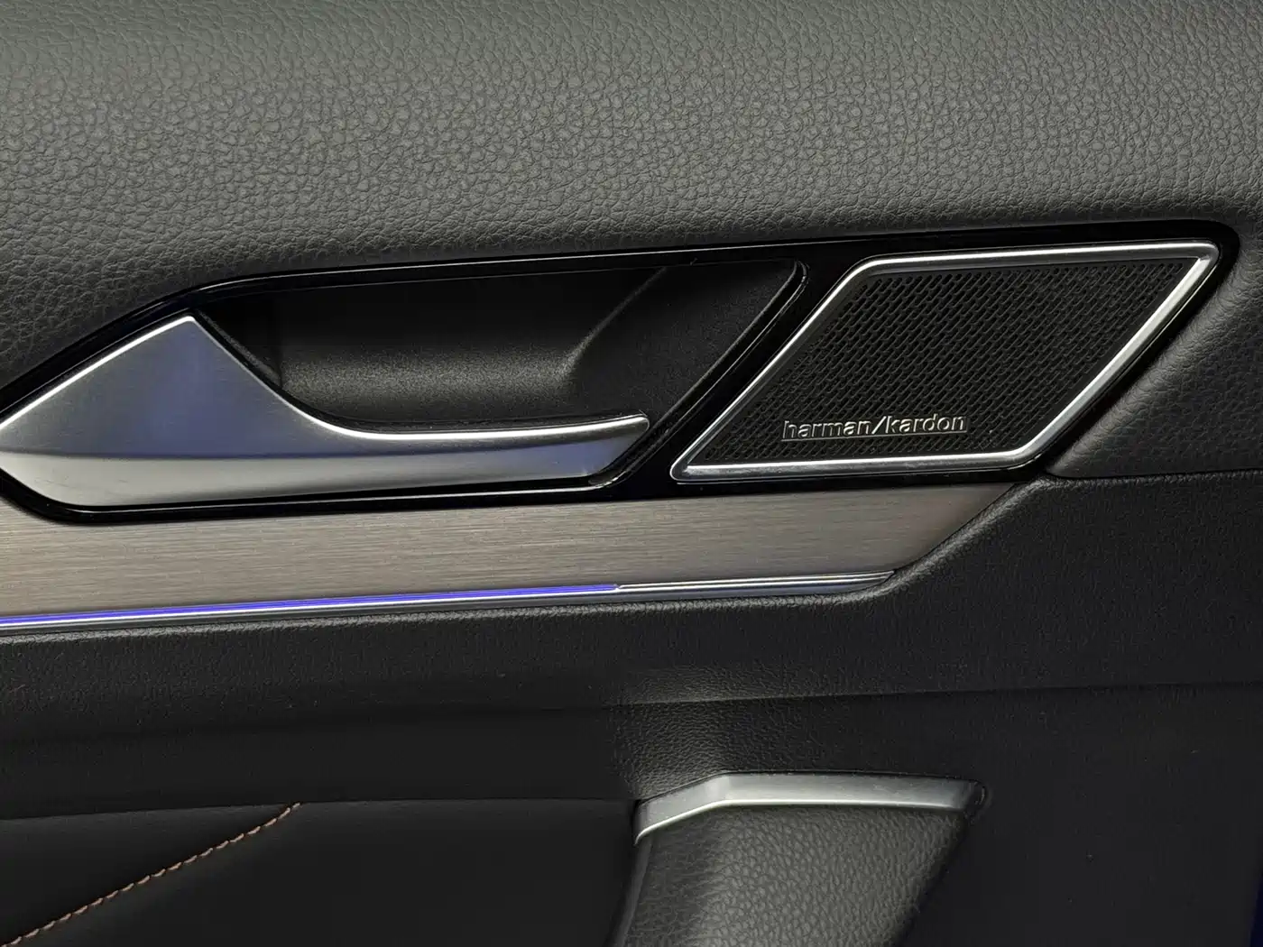 Volkswagen Weilan 2021 2.0T Touring фото 27