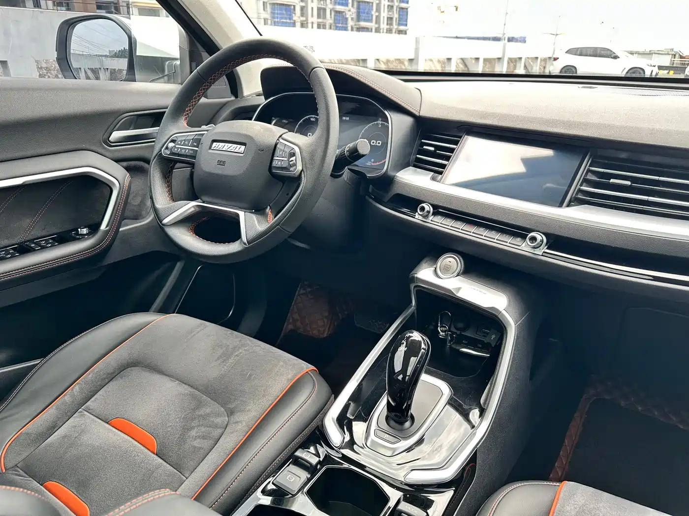 Фото 16 - Haval H6