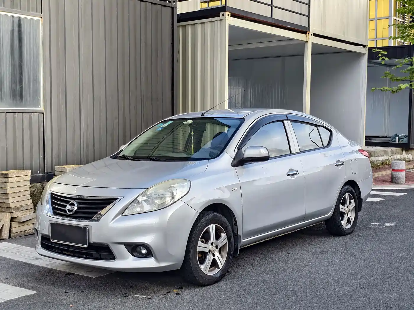 Nissan Sunny 2013 2011 1.5XE CVT Comfort Edition