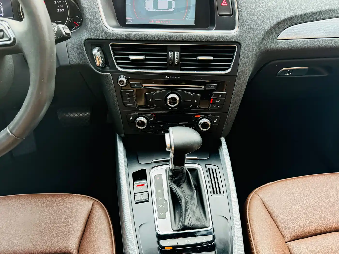 Audi Q5 2013 40 TFSI Technology фото 17