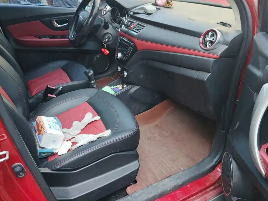 Photo 8 - Haval H1