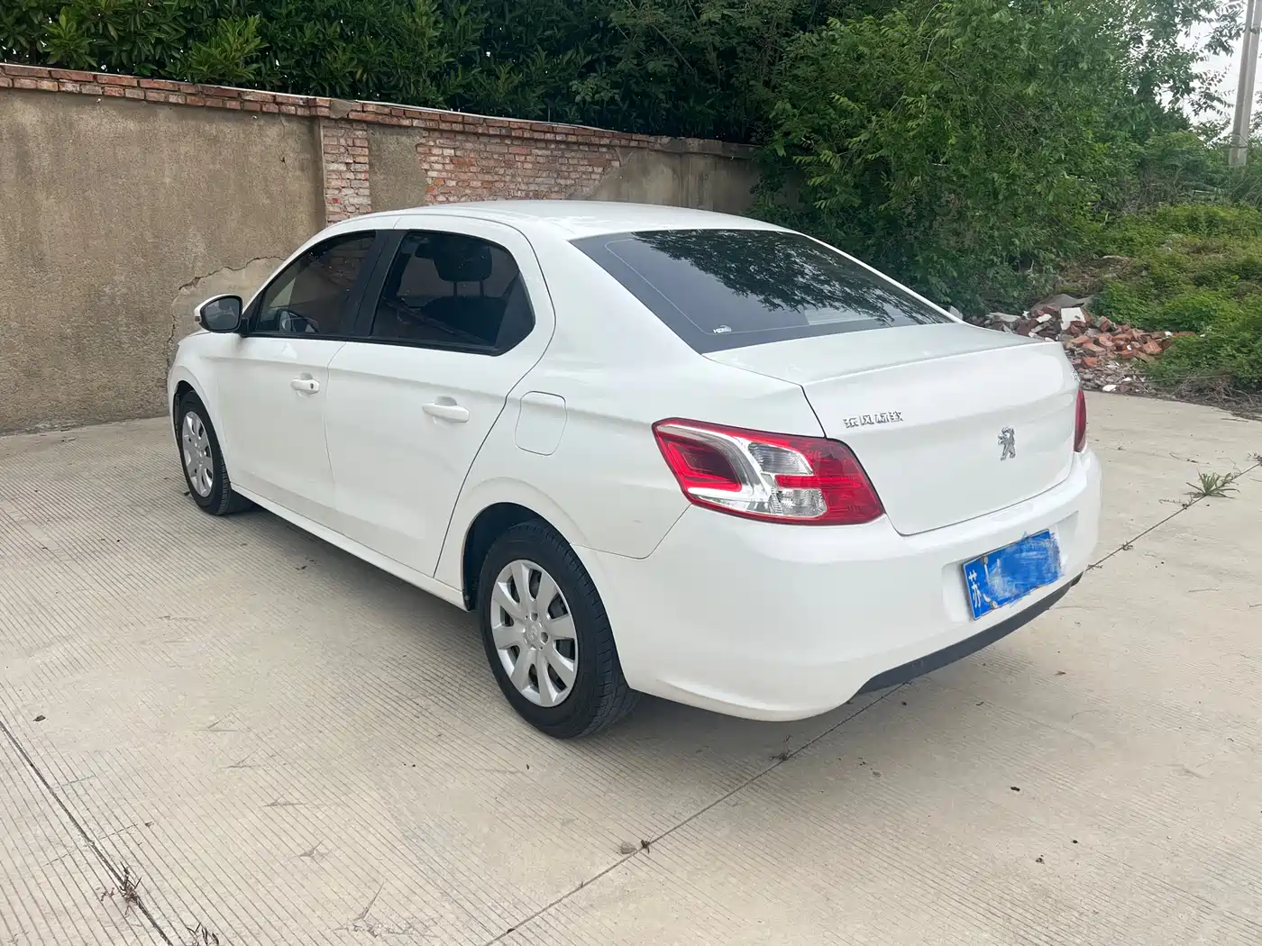 Peugeot 301 2016 1.6L Auto Comfort Edition фото 5