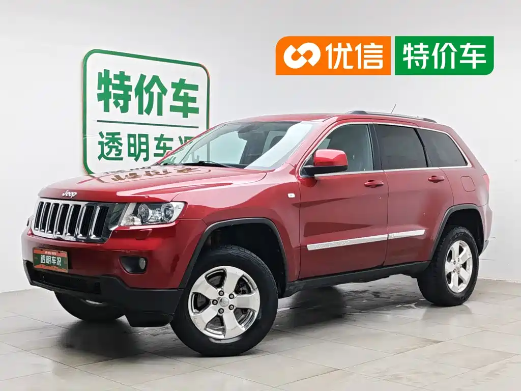 Photo 1 - Jeep Grand Cherokee (Import)
