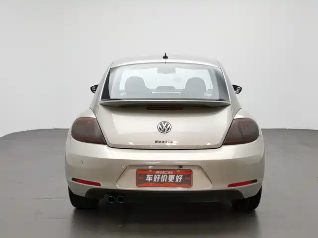 Volkswagen Beetle 2013 1.4TSI Fashion Edition — фото 4