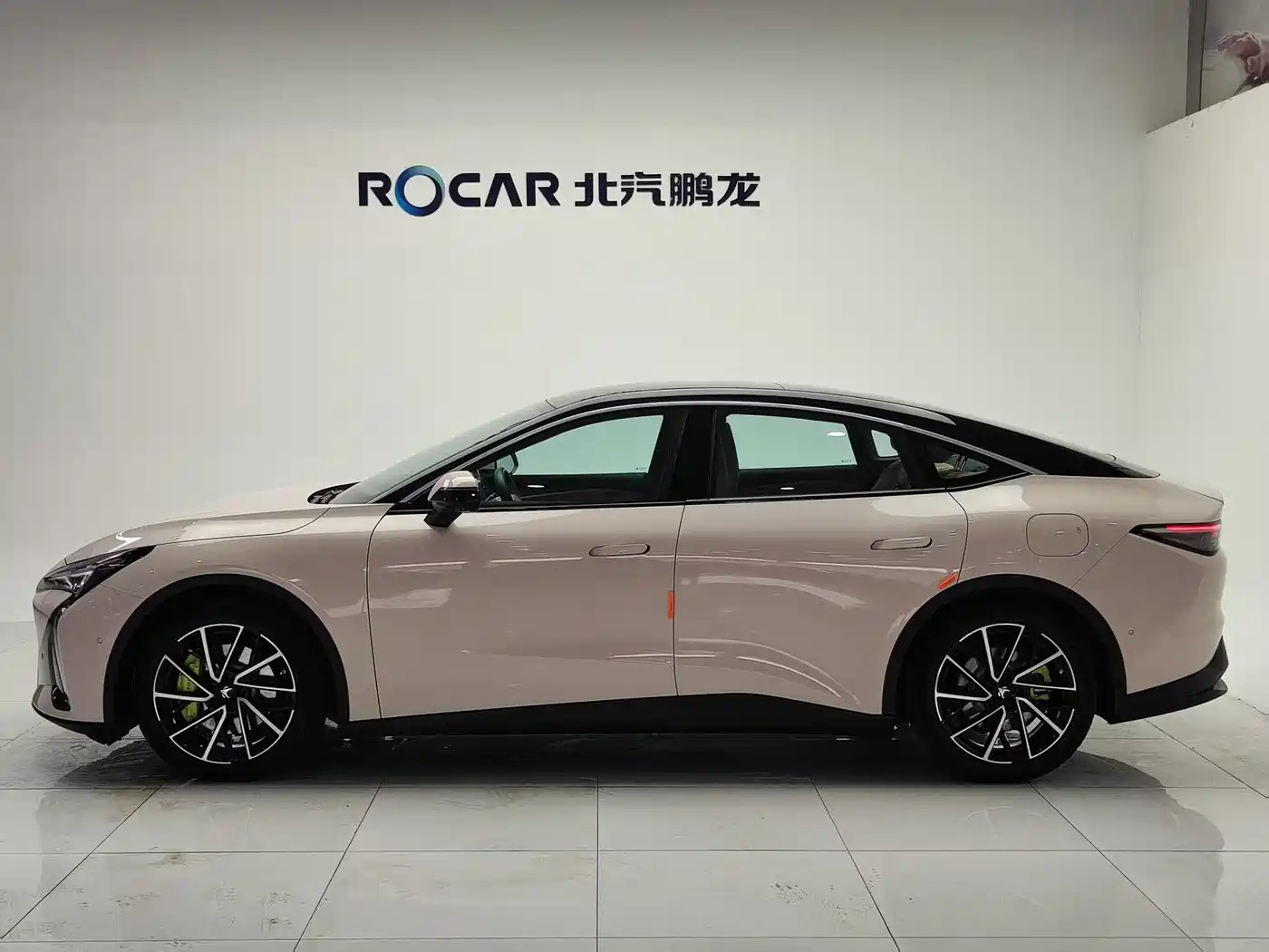 ARCFOX EXTREME FOX POLAR FOX ALPHA S5