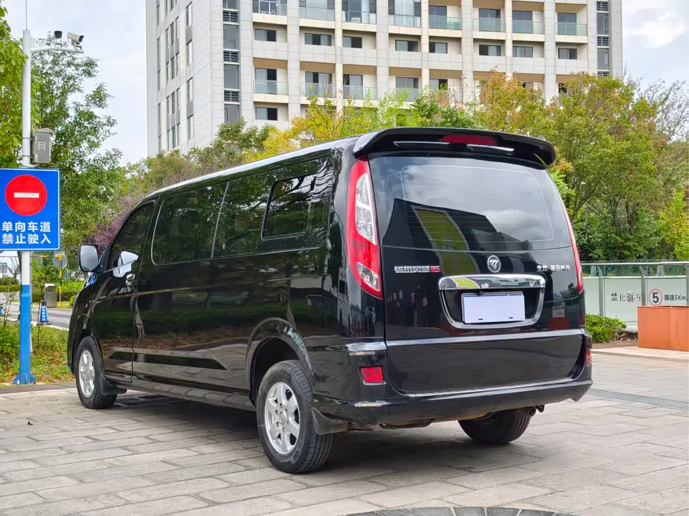 Foton Fengjing G5 2023 2022 2.0T Diesel Business Travel Version Passenger Van 7/9-seater 4F20TC3