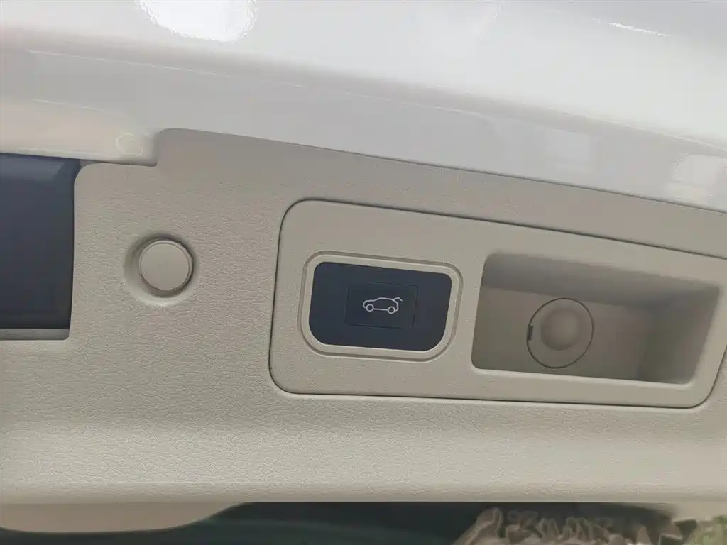 Buick GL8 2021 Land Business Class 652T Luxury фото 18